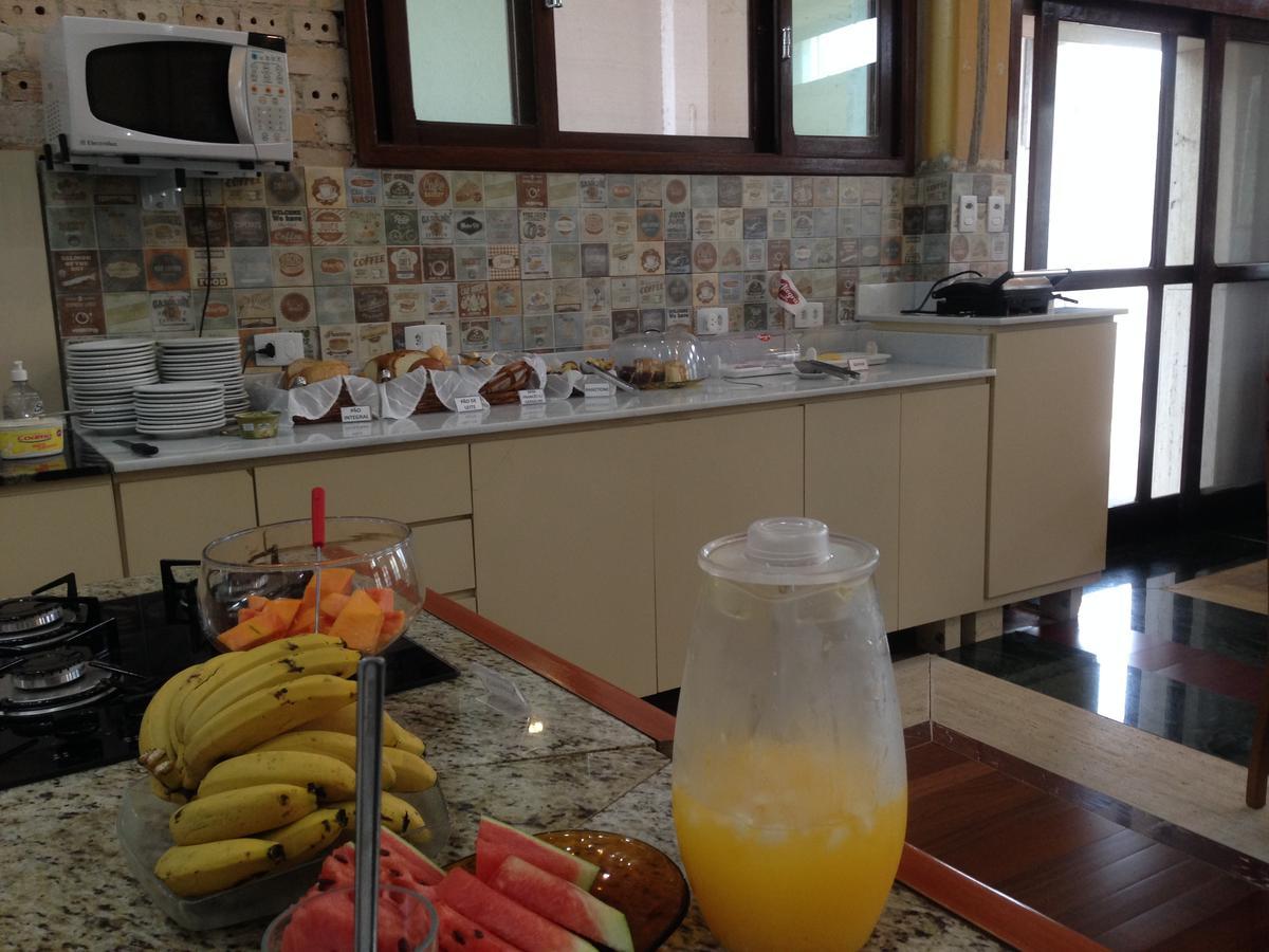 קסטרו Central Palace Hotel מראה חיצוני תמונה